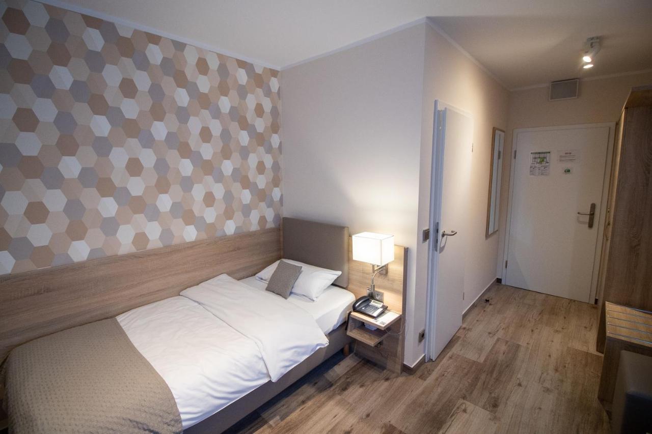 Hotel Fallersleber Spieker Βόλφσμπουργκ Εξωτερικό φωτογραφία