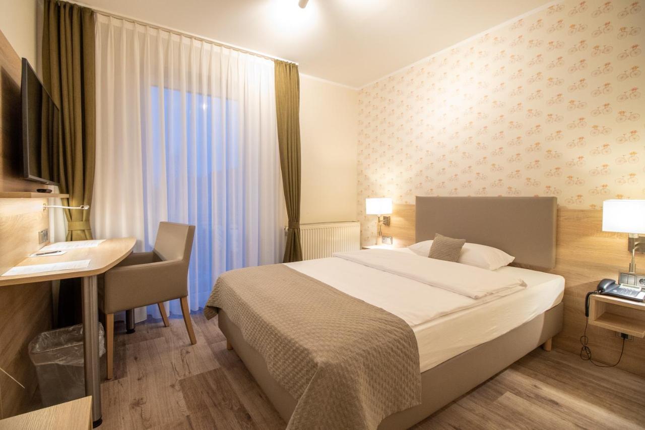 Hotel Fallersleber Spieker Βόλφσμπουργκ Εξωτερικό φωτογραφία