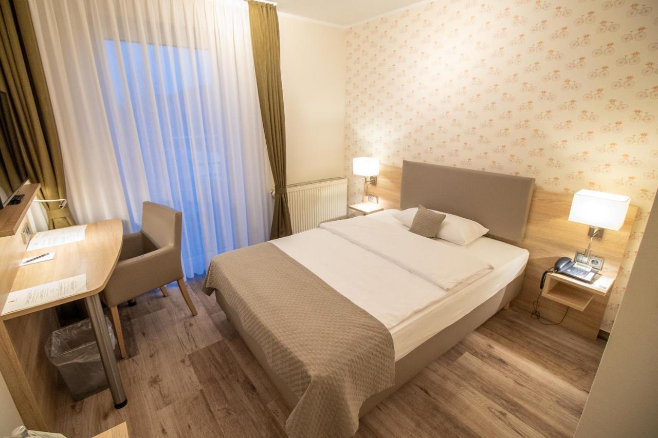 Hotel Fallersleber Spieker Βόλφσμπουργκ Εξωτερικό φωτογραφία